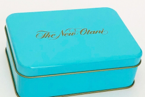 SATSUKIチョコレート＆クッキーの缶