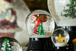 PERZY社製のスノードーム