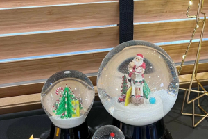 PERZY社製のスノードーム