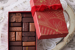 ラ・メゾン・デュ・ショコラのパリ エテルネル 16粒入