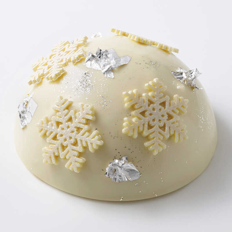 ピエール・エルメ・パリの2025年のクリスマスケーキ,フロコン　アンフィニマン　ヴァニーユ