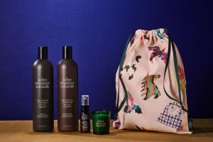 ジョンマスターオーガニックのオーガニックヘアケアギフト（ミディアム）