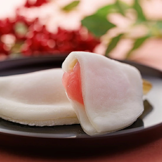 彩雲堂の花びら餅