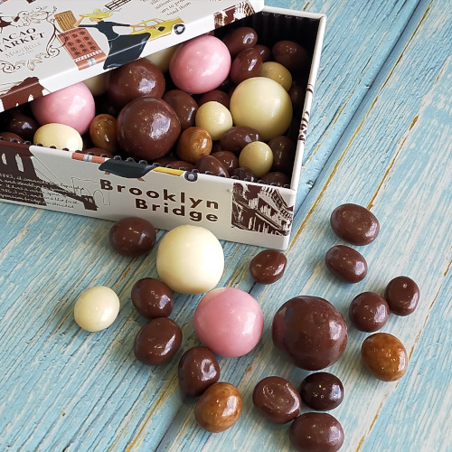 カカオマーケット by マリベルのマカダミアナッツ＆エスプレッソビーンズ缶