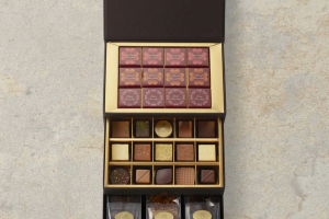 和光チョコレートのギフトボックス