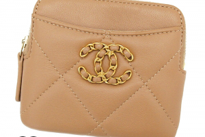 シャネルのコインケース,ディズヌフ