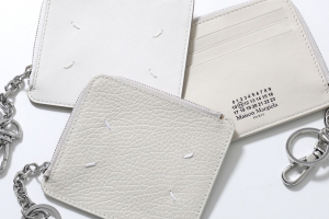 メゾンマルジェラのカードケース フラグメントケース