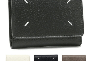 メゾンマルジェラの三つ折り財布
