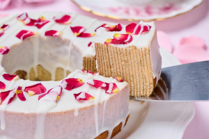 バラの花のバウムクーヘン