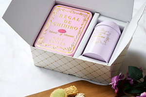 カフェ タナカのクッキーと紅茶のセット